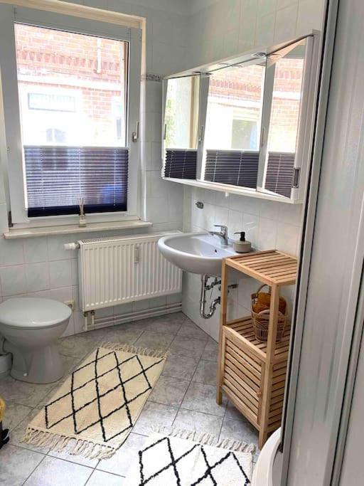 Ferienwohnung Nr. 1 Terrasse Bodden Kanu Bootssteg Zudar Exterior foto